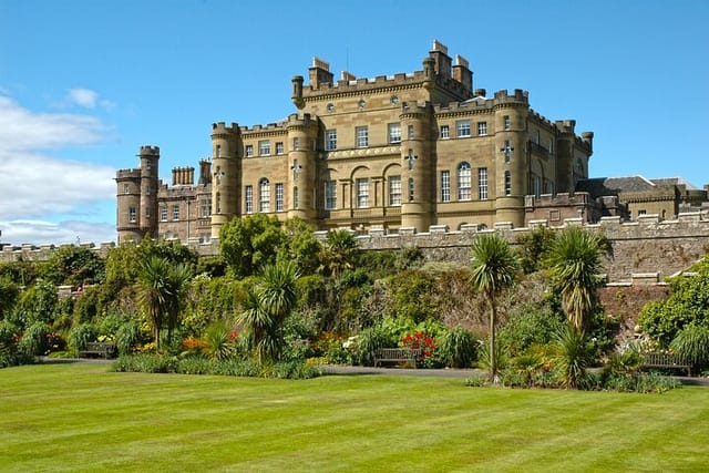 culzean-castle-rabbie-burns-private-day-tour-in-luxury-mpv_1